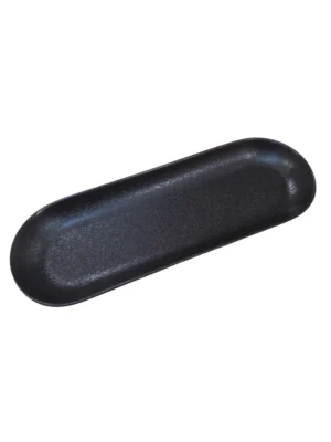 Plat ovale en céramique noire mate, élégant et pratique pour présenter vos créations .