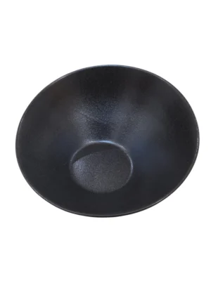 Bol rond en céramique noire au design élégant et profond, idéal pour servir soupes, salades et plats chauds avec style.