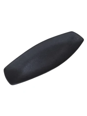 Assiette ovale en céramique noire, élégante et moderne, parfaite pour des présentations raffinées.